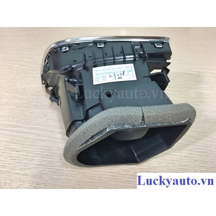 Cửa gió điều hòa phải xe Audi A4 đời 2009_ 8T1 820 902 C_ 8T1820902C